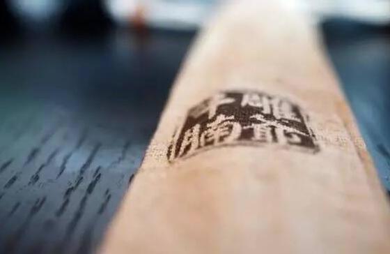 雕爺牛腩沉寂了半年，究竟在做些什么？|餐飲界