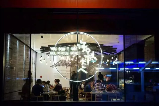 外婆家旗下“你別走”制全蝦宴，吳國平還想做什么？|餐飲界