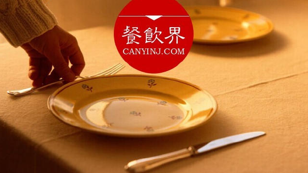 日本咖啡館馬失前蹄，原因竟是品牌升級(jí)？#周末一參#