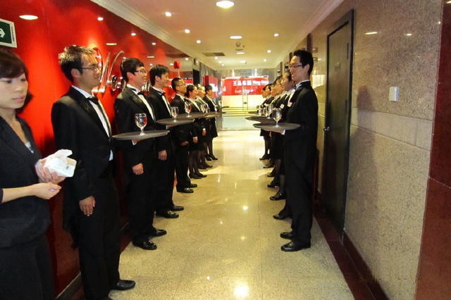 企業(yè)都在面臨“招人難，留人難”問題，王品是怎么做到讓人向往的？|餐飲界