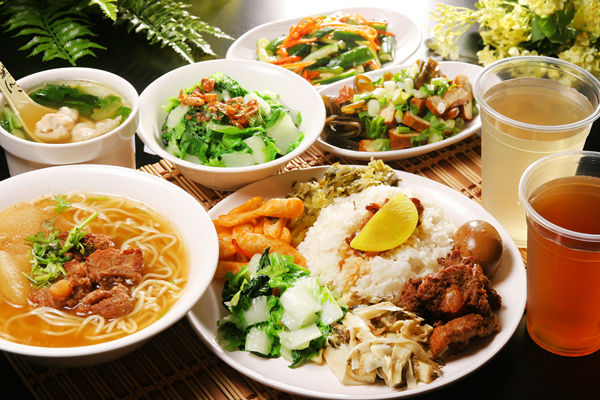 生意不好，到競(jìng)爭(zhēng)對(duì)手的飯店去吃飯就能解決嗎？|餐飲界