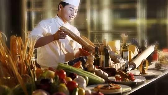 餐廳為何難過(guò)三年坎兒，五個(gè)案例說(shuō)明一切原因！|餐飲界