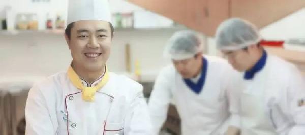 等到餐廳生意不好再去調(diào)整？