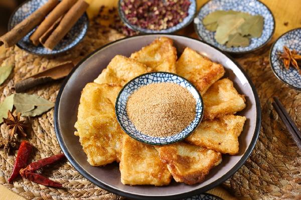 四換菜單，營(yíng)業(yè)額上升33%，這家小店如何扭轉(zhuǎn)乾坤？|餐飲界