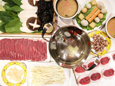一鍋百味“火拼”廣州火鍋店高熱是“虛火”還是“實火”？