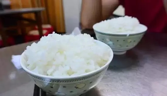 網上瘋傳1杯酸奶=2罐可樂 你以后還敢喝嗎？|餐飲界