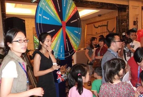 從比基尼女郎、斯巴達(dá)勇士到接吻、比xiong，餐廳營(yíng)銷正在發(fā)生怎樣的轉(zhuǎn)變？