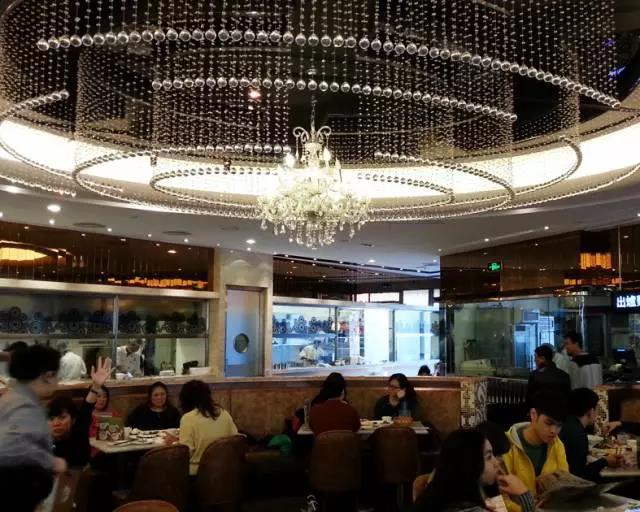 大家樂撤出華東，翠華、稻香業(yè)績下滑……“港式餐飲”怎么了？|餐飲界