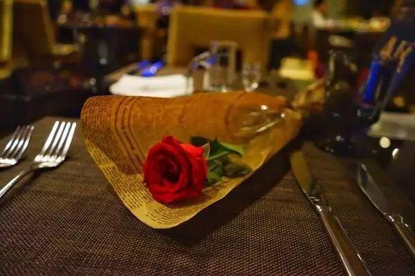 6個餐廳營銷怪招，讓顧客心甘情愿多掏錢！|餐飲界