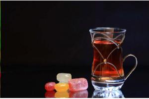 飲品行業(yè)正迎來2個指數(shù)級增長機會：咖啡向下，茶飲向上|餐飲界