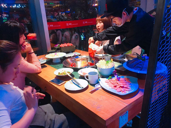 潮辣君告訴你，餐飲創(chuàng)業(yè)新手如何正確選擇火鍋品牌