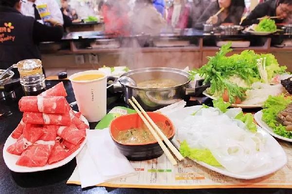 ?呷哺呷哺“食品CEO”涉嫌嚴(yán)重違紀(jì)，被勸退！