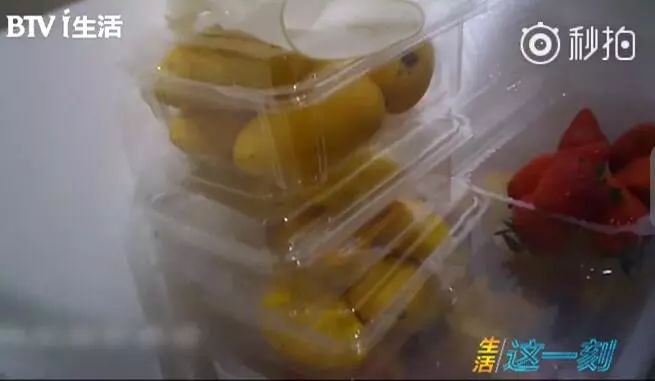 觸目驚心！記者臥底網(wǎng)紅店，你愛(ài)喝的這些飲料，連店員都覺(jué)得惡心