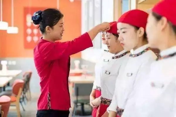 餐飲店長帶隊(duì)伍9步走，員工個(gè)個(gè)都干勁兒十足！|餐飲界