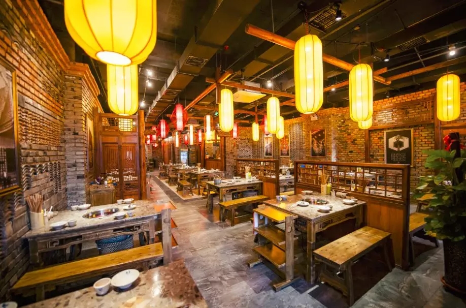 開(kāi)店2年虧掉1套房，他看透了餐飲5大模式，才發(fā)現(xiàn)選了最糟糕的那種！|餐飲界