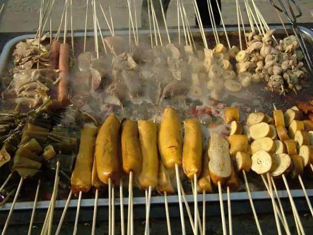 如何區(qū)分麻辣燙、冒菜、串串？重點全在這兒！