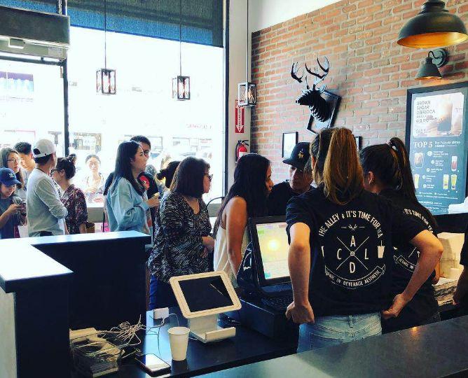 如何靠一款黑糖奶茶，5年開出200家直營店？