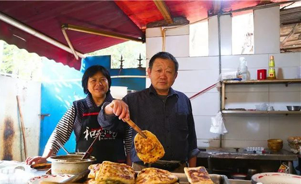 即便搬遷5次，顧客依然能慕名而來(lái)，這家餐廳有什么高招？