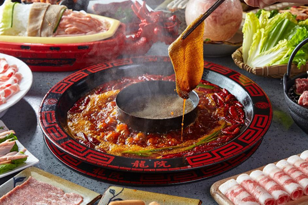 龍院老火鍋，東灶餐飲12年匠心之作，舌尖上的川粵美食