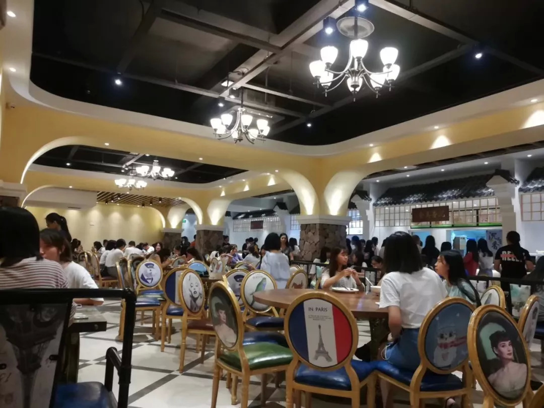 餐廳沒人氣，別再訓(xùn)斥廚師和服務(wù)員了，很可能是你不會“裝”！ | 創(chuàng)業(yè)筆記