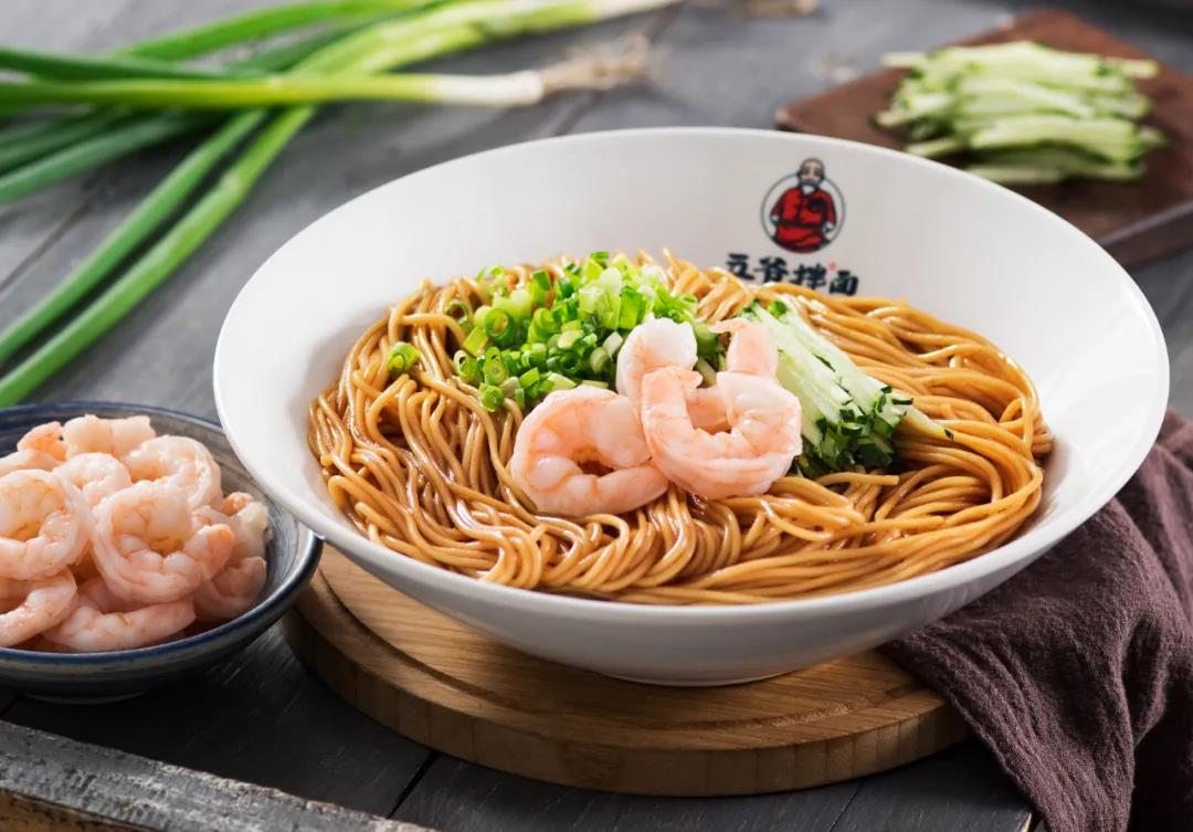 餐飲大事件238期 |廣州餐飲勝利在望、“五爺拌面”獲投3億元、海底撈張勇回應(yīng)股價下跌、喜茶估價600億|餐飲界