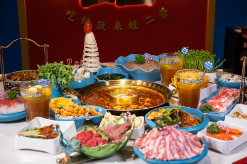 餐飲品牌升級(jí)策略：蛙二爺新IP鮮活亮相，諧音梗玩轉(zhuǎn)傳播記憶