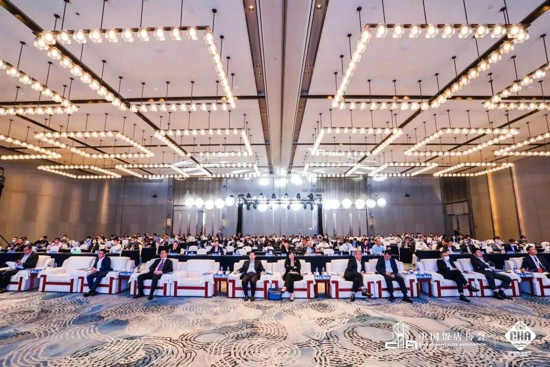 喜報(bào)！潘多拉飲食集團(tuán)榮獲“2022年度團(tuán)餐領(lǐng)跑者TOP100”