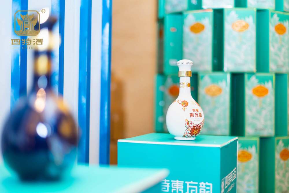 探秘豐富多彩的江西春節(jié)習(xí)俗，品味四特酒里的家鄉(xiāng)味