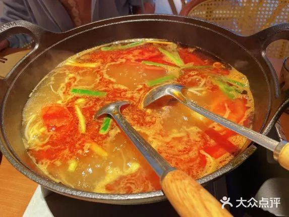 上億曝光，有人打飛的去吃 天水麻辣燙接棒淄博燒烤？