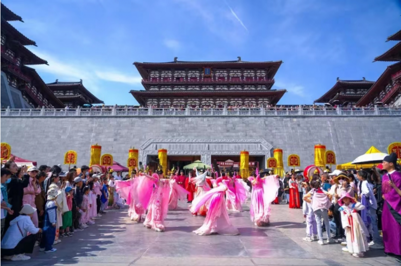 五一網(wǎng)紅文旅繁榮背后的數(shù)字化趨勢(shì)，看看客如云如何成為文旅商家的催化劑？|餐飲界