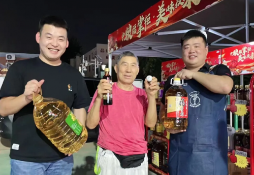 勇?lián)肫筘?zé)任，中糧餐飲為團(tuán)膳食用油市場(chǎng)提供“長(zhǎng)板參考”