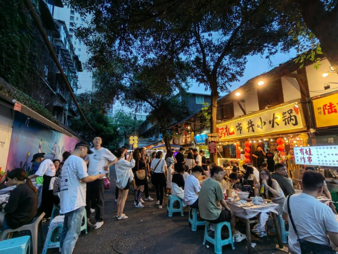 老馬扎市井小火鍋全國開花，重新定義火鍋賽道的競爭法則