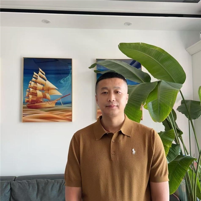 張亮麻辣燙加盟業(yè)主段連君：從鋤頭到湯勺，一場(chǎng)改寫(xiě)命運(yùn)的餐飲跨界